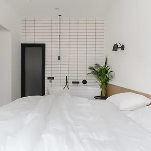 Owntown Aparthotel